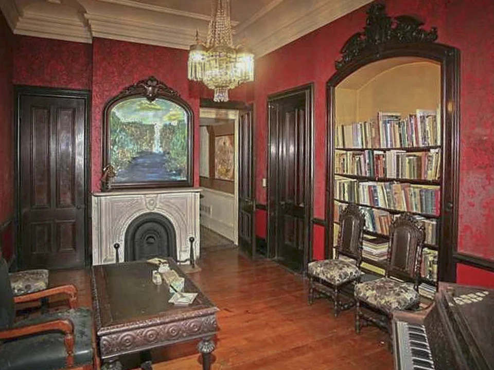 Grand Staircase